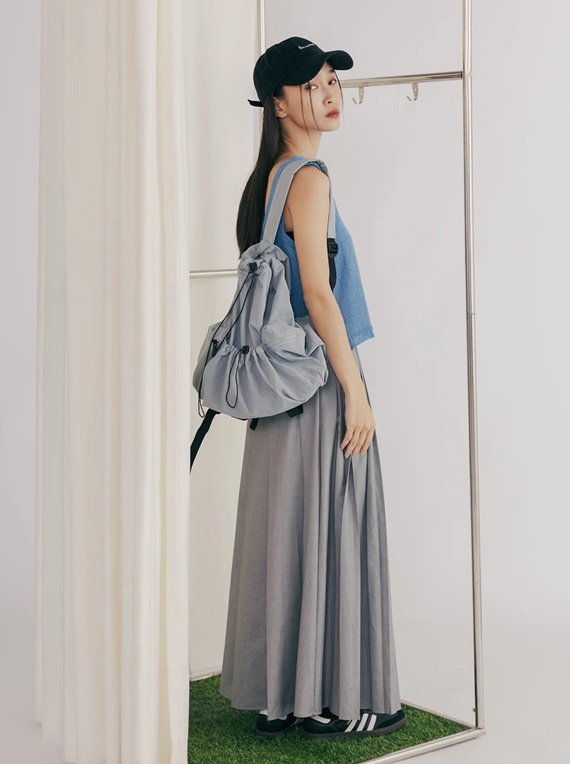 褶皺尼龍肩背包