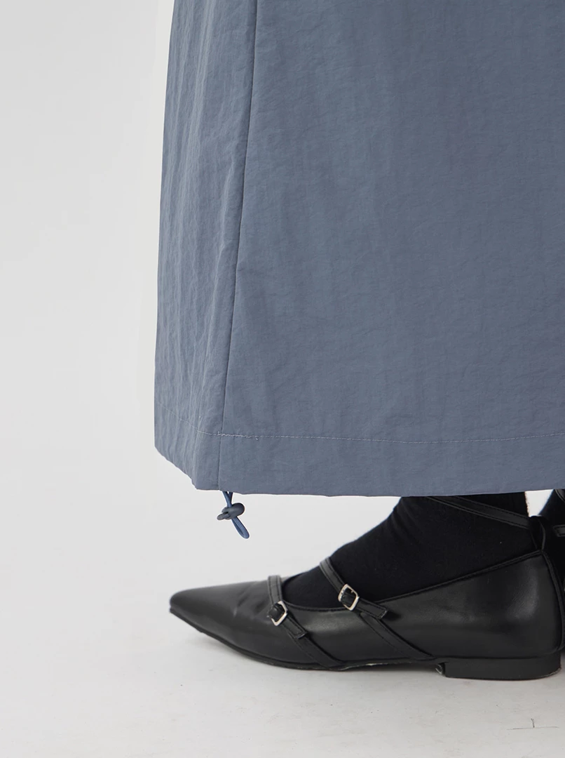 百搭拉鍊造型長裙