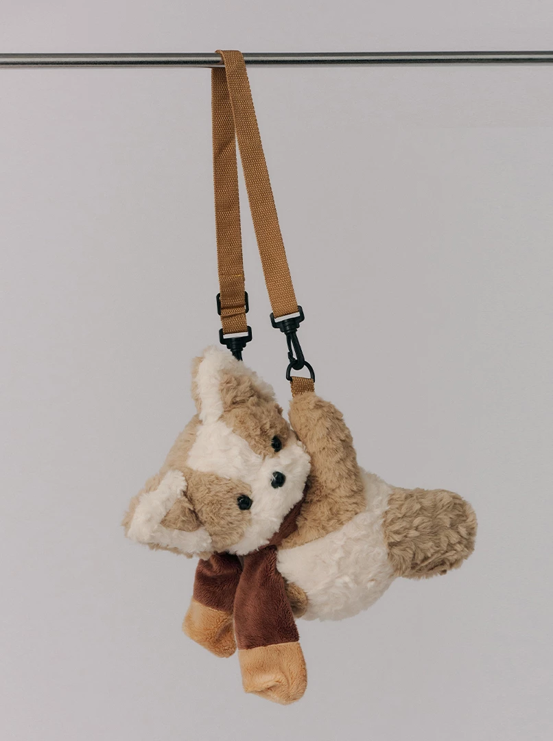 大耳狗狗賴著你娃娃包包