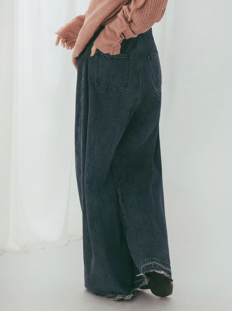 抽鬚設計牛仔寬褲