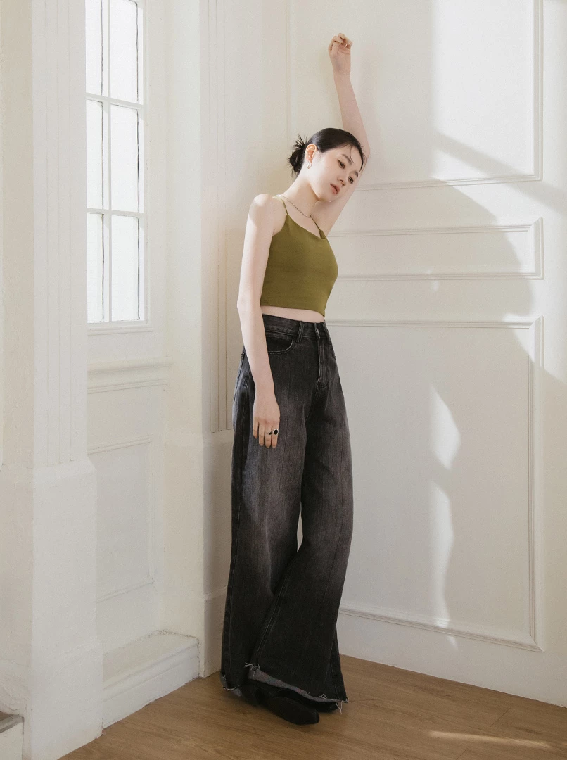 仿舊黑灰刷色牛仔褲