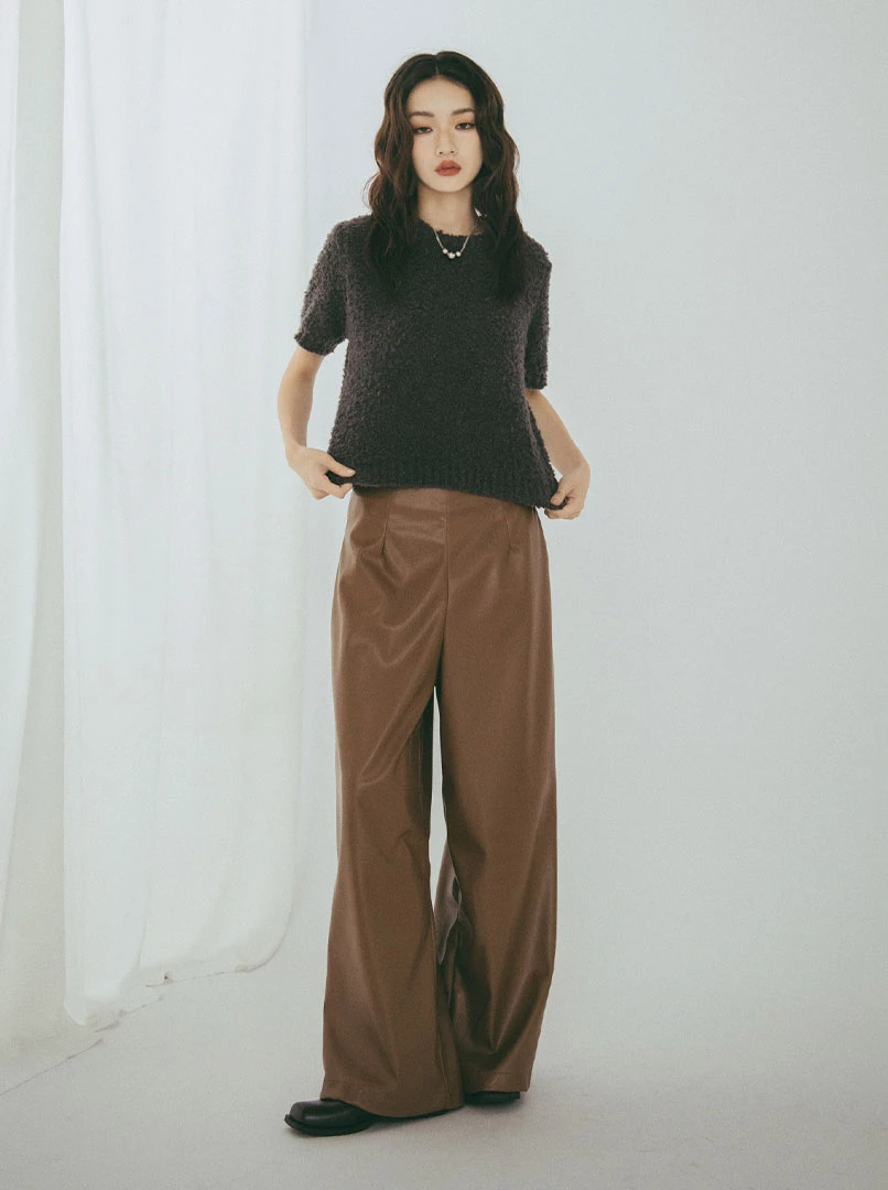 垂墜感皮革寬褲