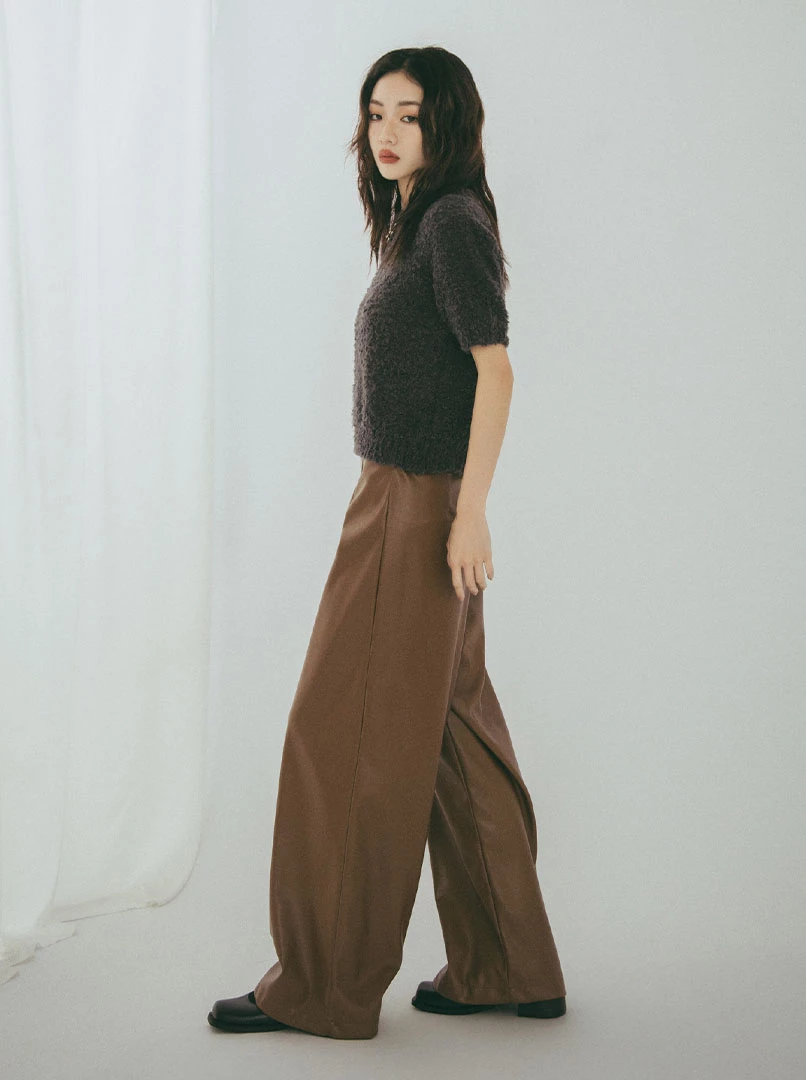 垂墜感皮革寬褲