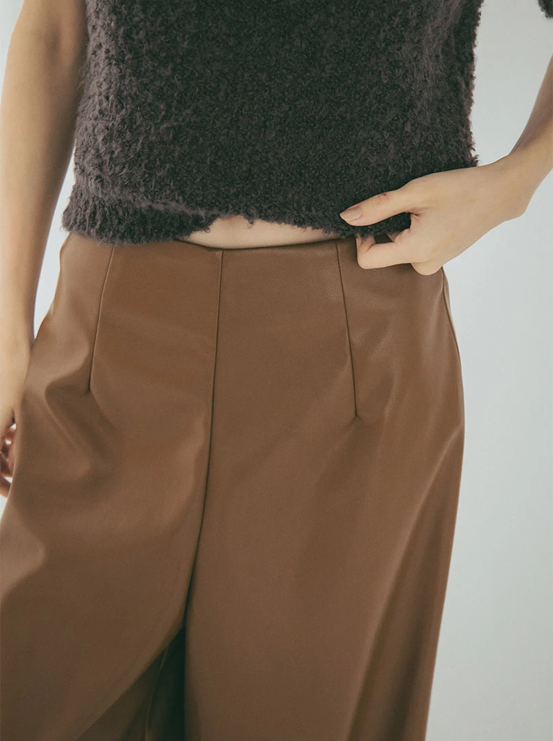 垂墜感皮革寬褲
