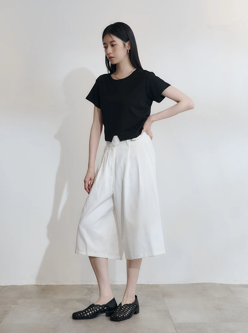 俐落時髦過膝七分褲