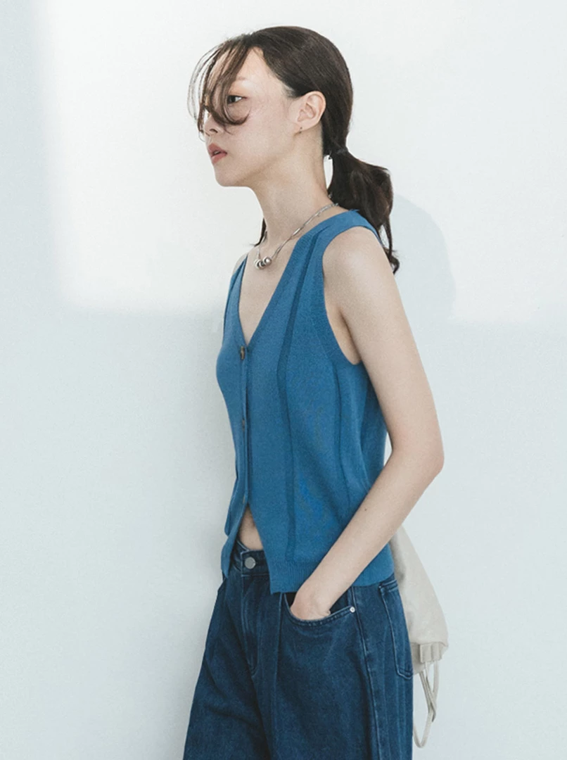 V領修身針織背心'