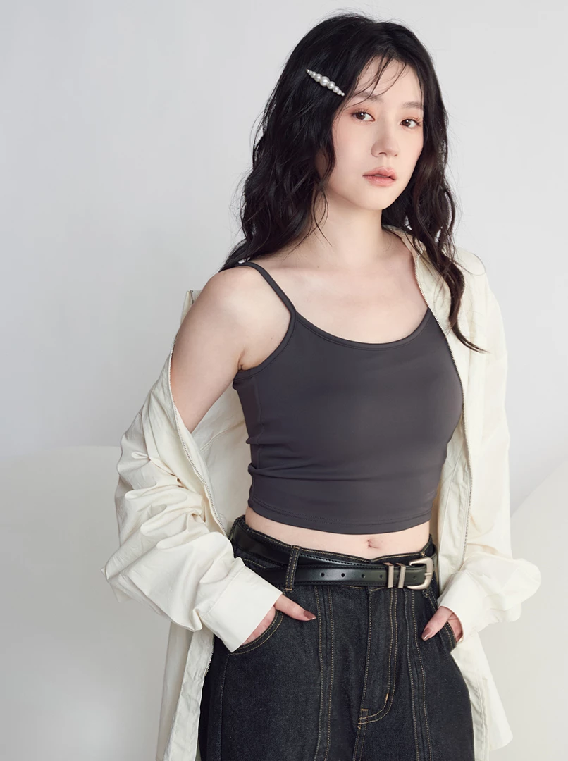 背後扭結彈性bratop