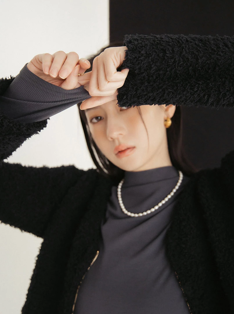 質感絨毛拉鍊外套