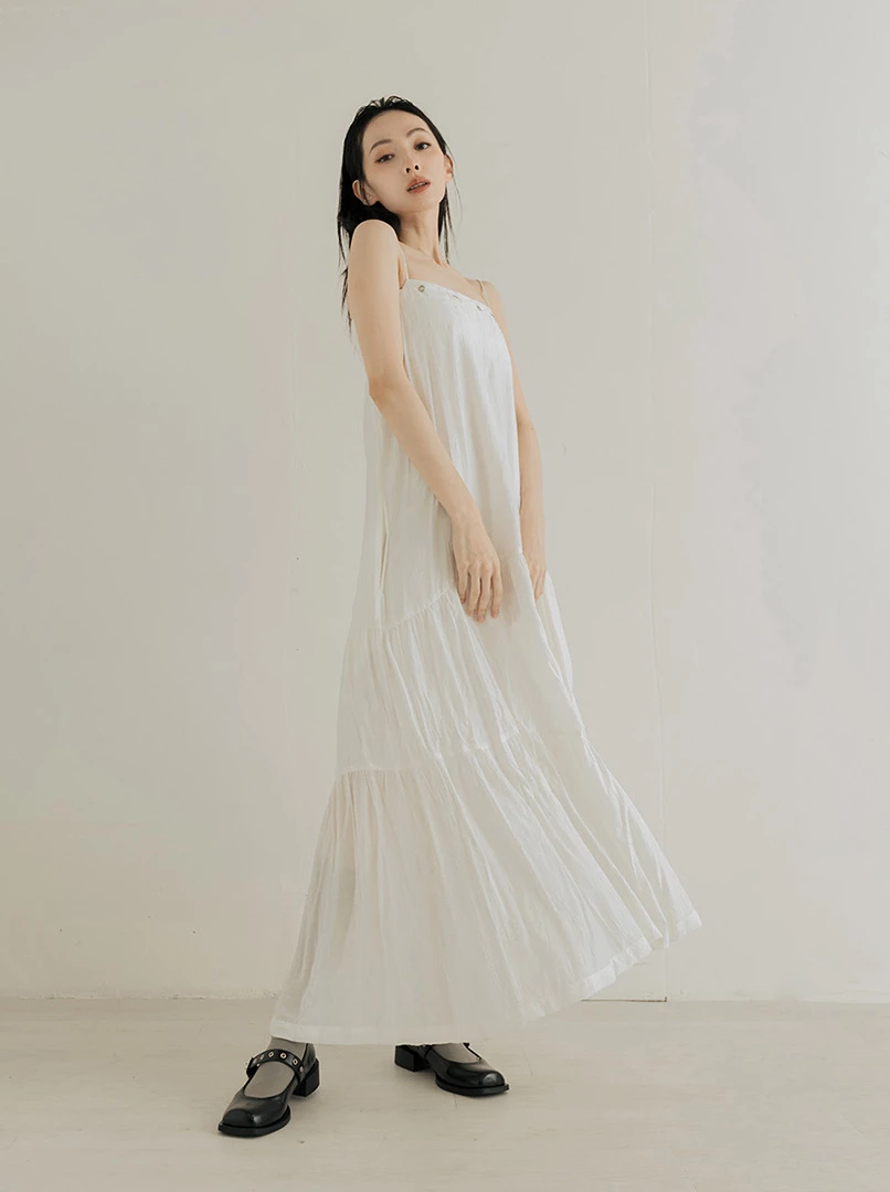 寬鬆交叉連身洋裝