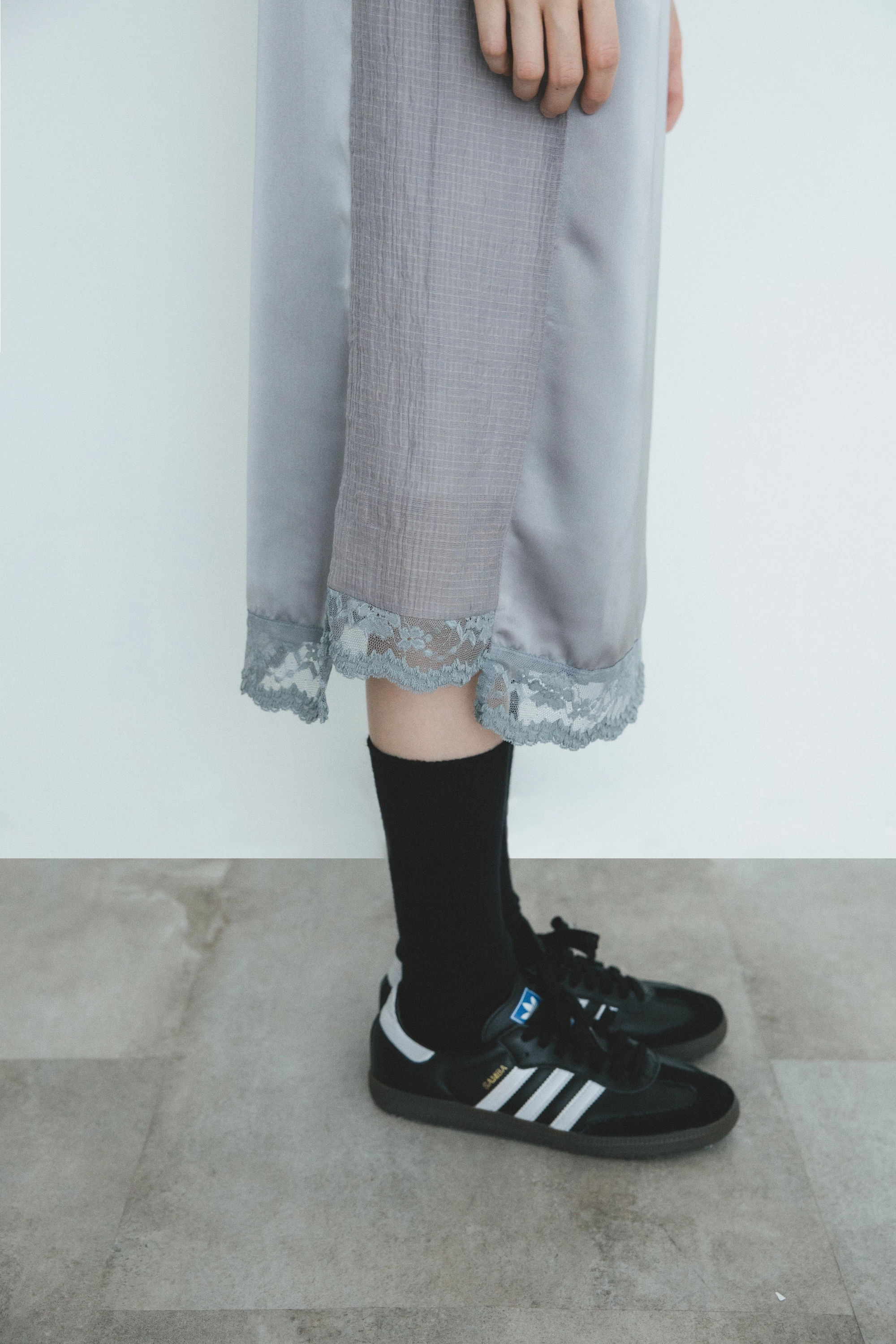 絲質拼接蕾絲長洋