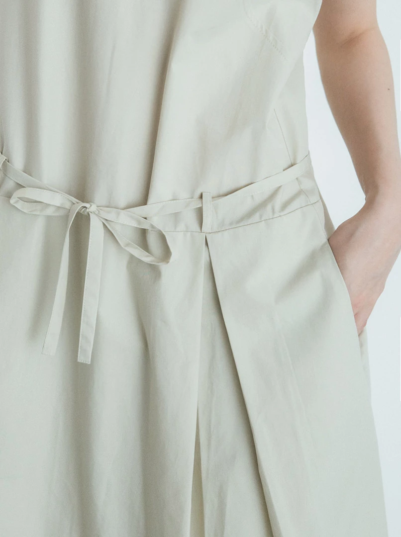 絲質綁帶造型長洋