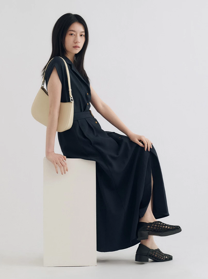 V領收腰襯衣式連衣裙