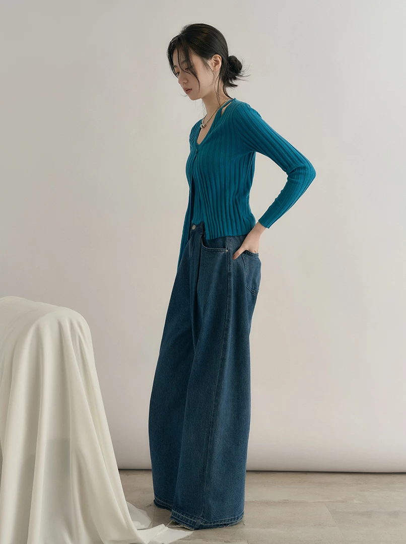 假兩件坑條針織上衣