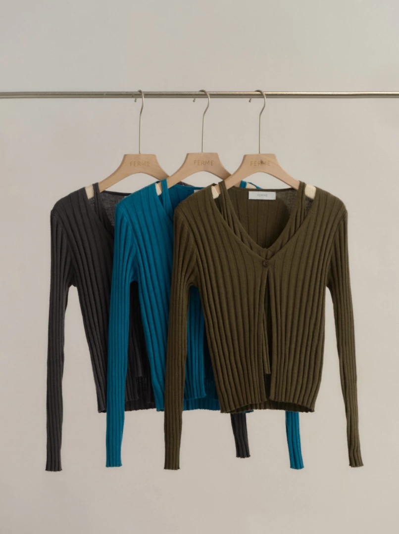 假兩件坑條針織上衣