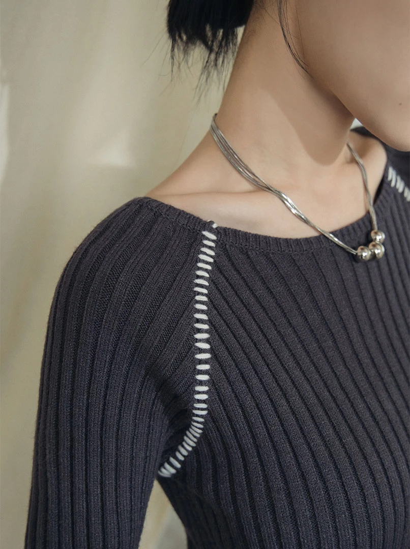 粗豎條紋撞色縫線感上衣