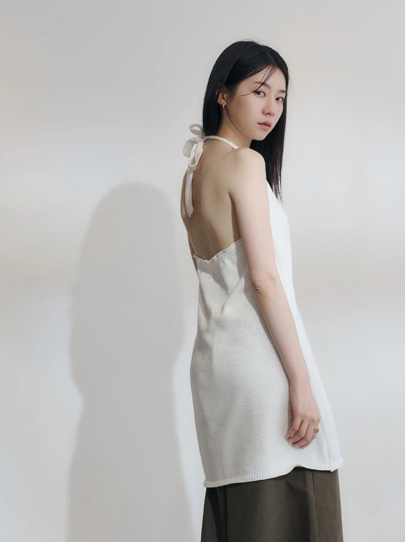 V領綁帶露背針織上衣