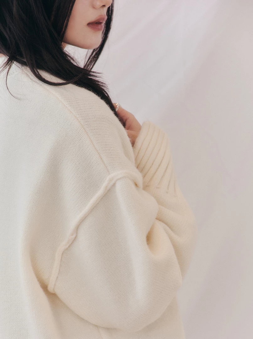 開衩手袖寬鬆大毛衣