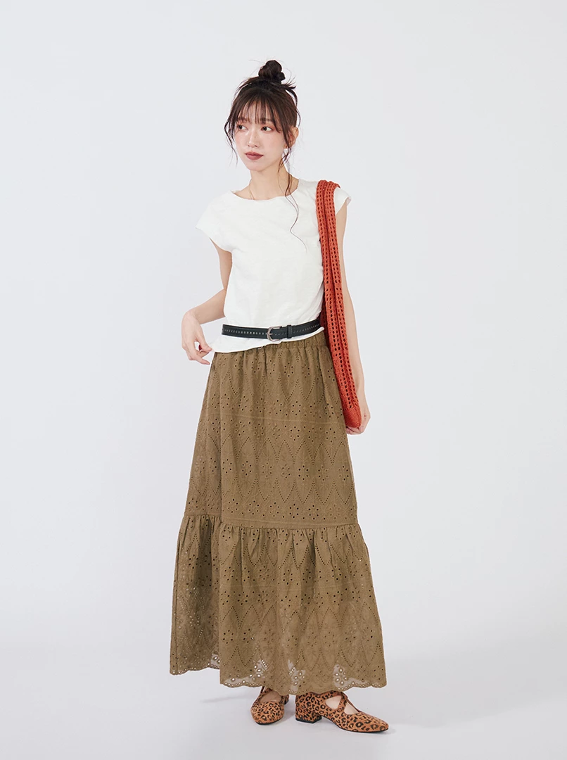 C復古壓花細皮帶