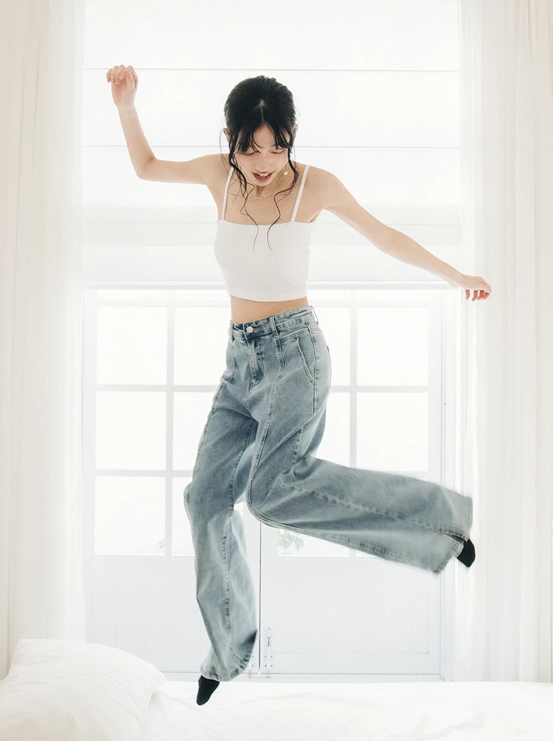 剪接俐落修身牛仔褲(短)