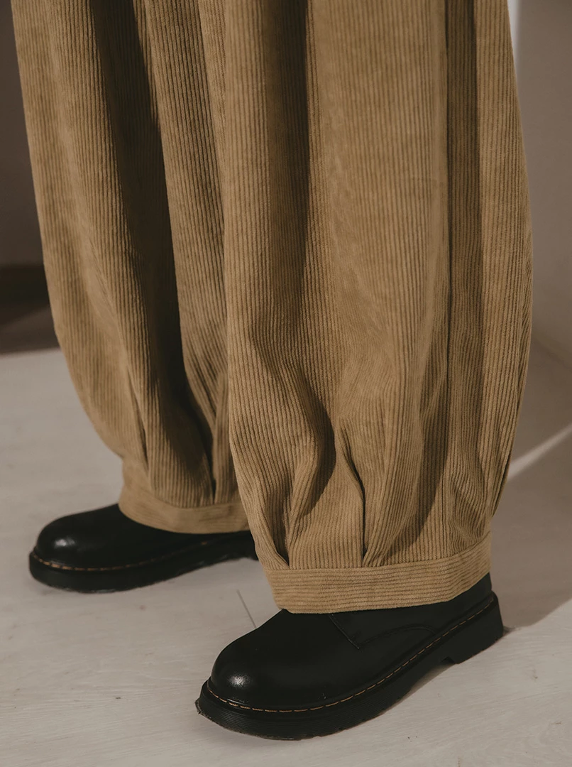 燈芯絨收口休閒褲