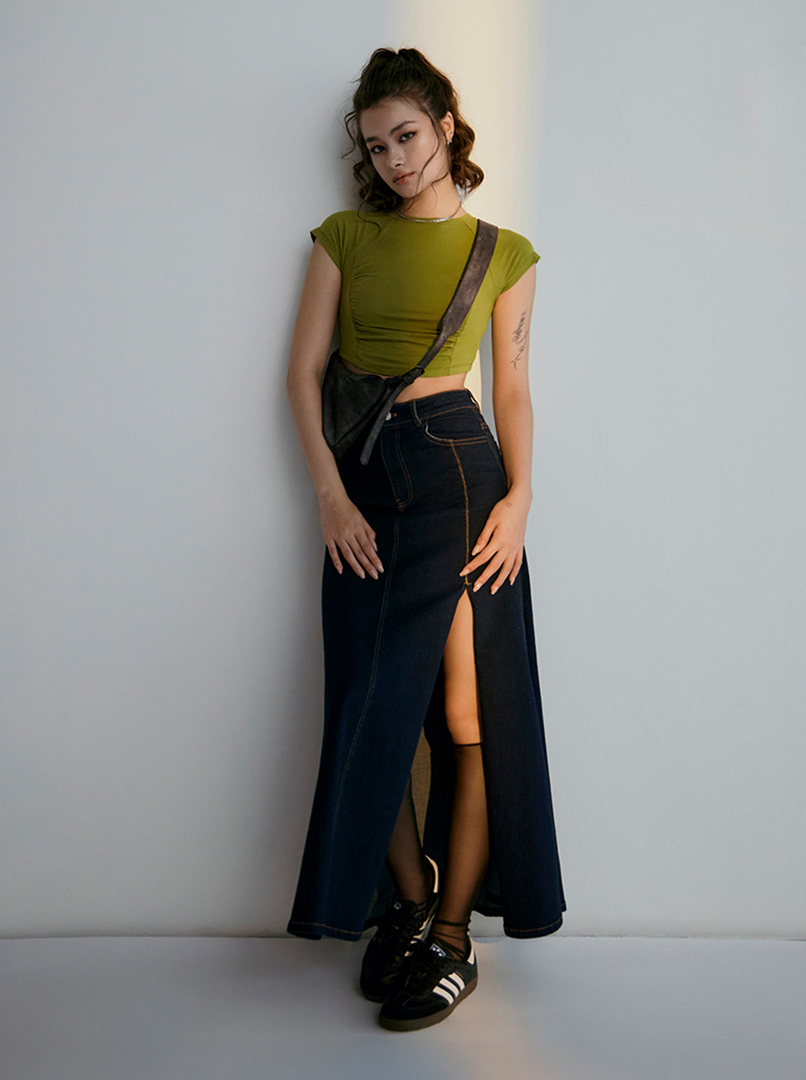 剪接開岔牛仔裙'