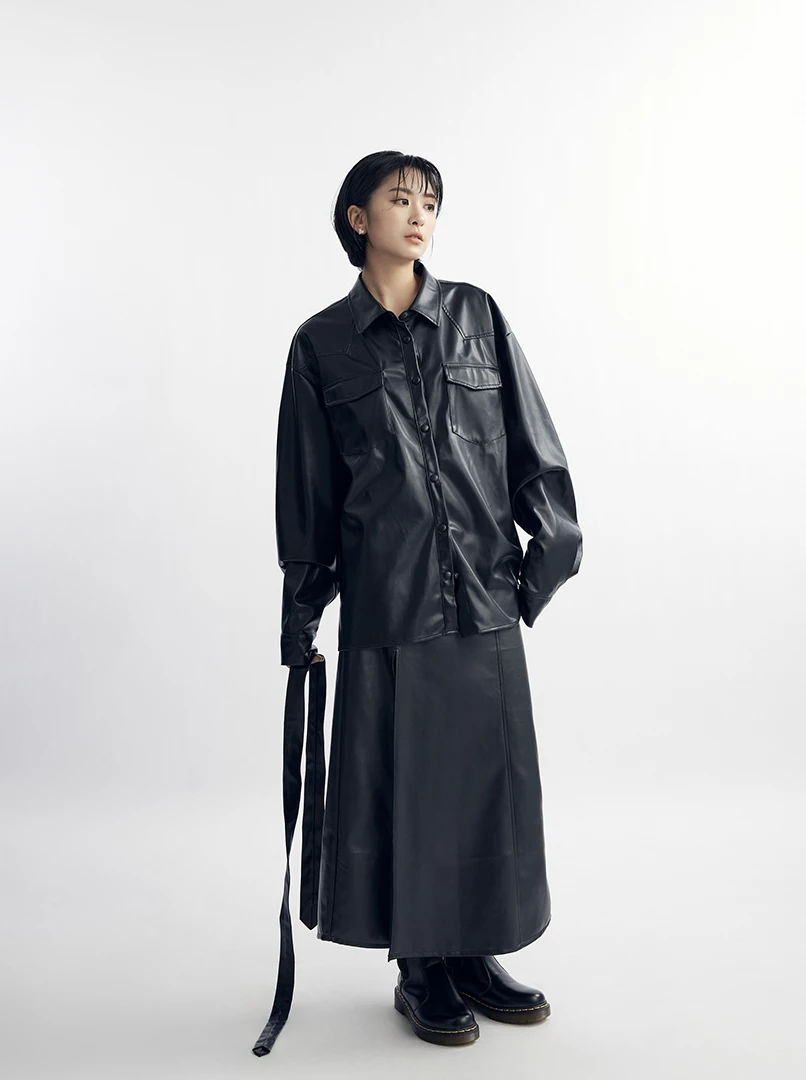 Red聯名開衩皮革長裙