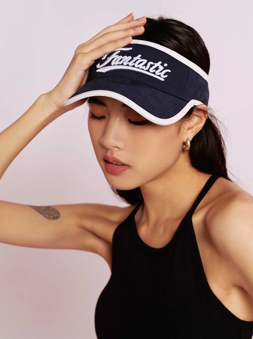 刺繡空頂鴨舌帽