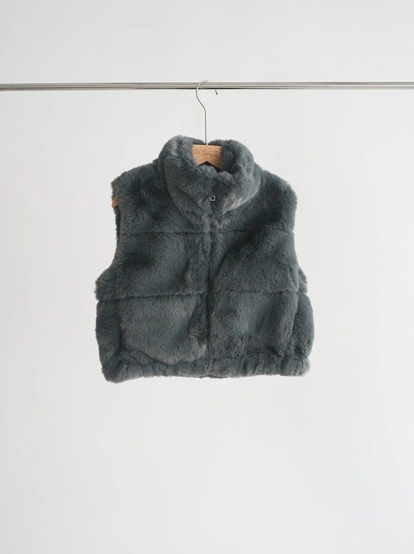 仿貂毛立領短版背心