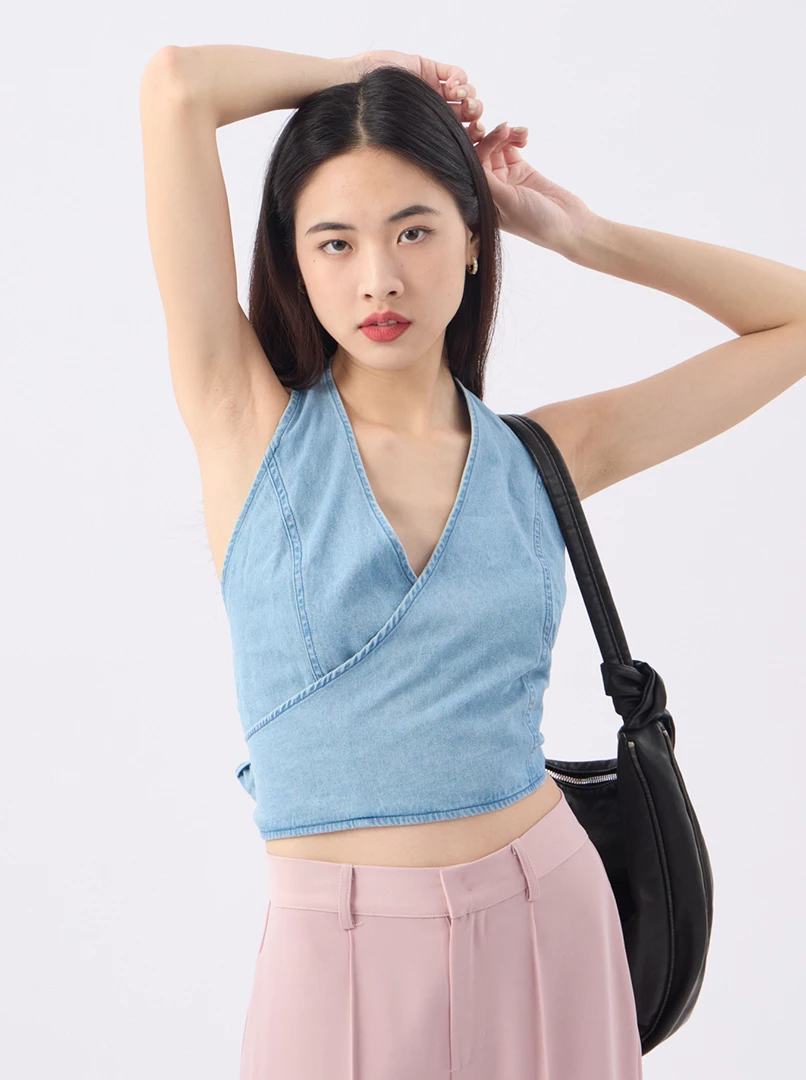 繞脖露背牛仔背心'