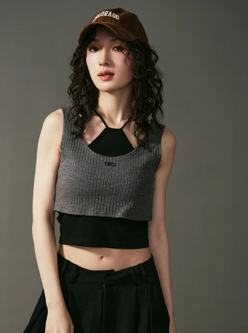 坑條短版小背心
