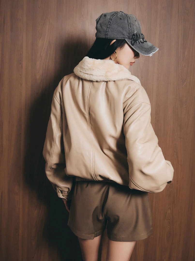 可拆式毛領皮革夾克