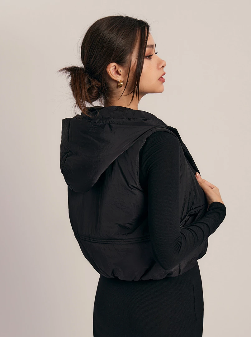 連帽無袖尼龍短外套'