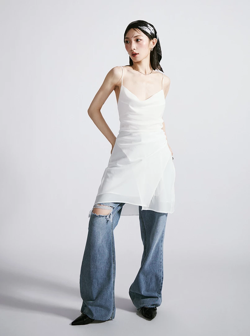 極美露背連身短洋裝