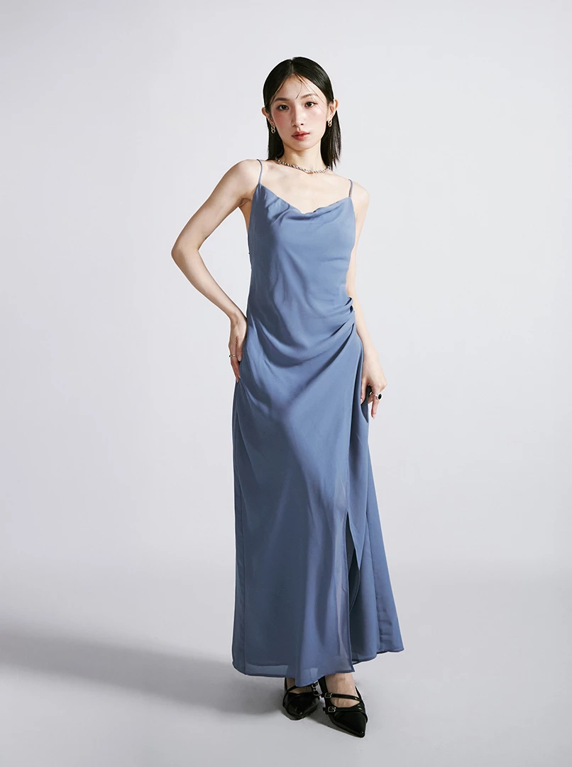 極美露背連身長洋裝