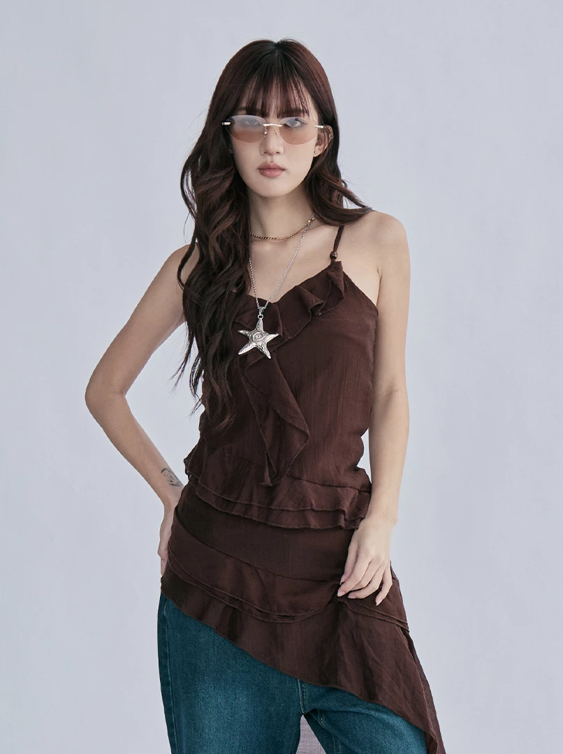 荷葉邊斜下擺連身裙