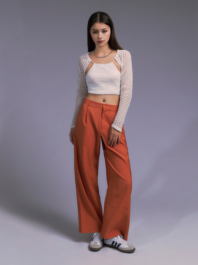 蕾絲袖套挖背上衣