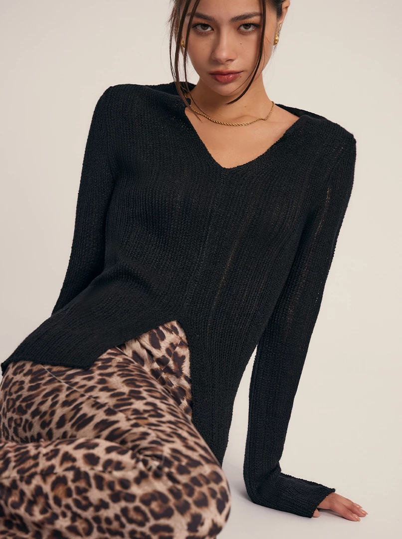 顯瘦開岔針織上衣