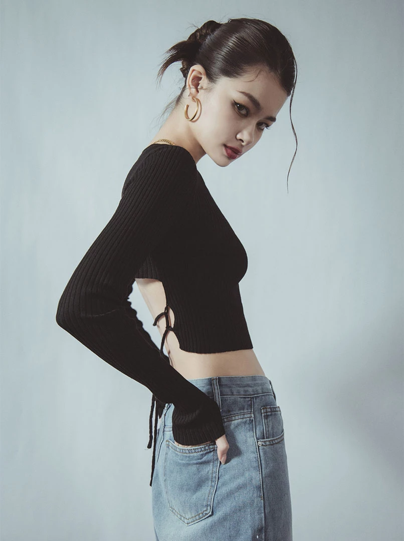 後背綁帶針織上衣