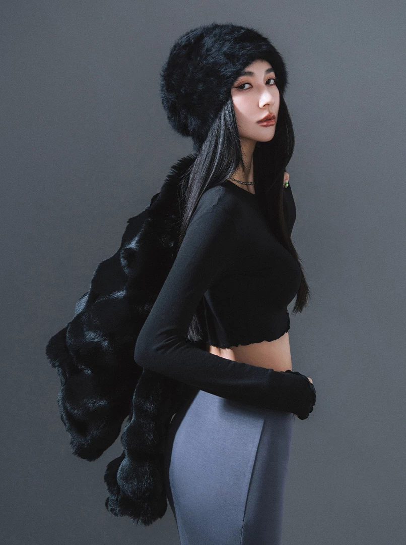 圓領木耳邊薄棉打底衫