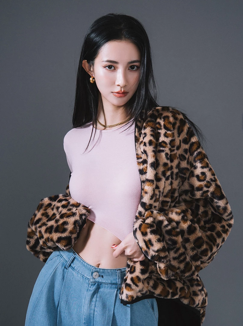 圓領木耳邊薄棉打底衫