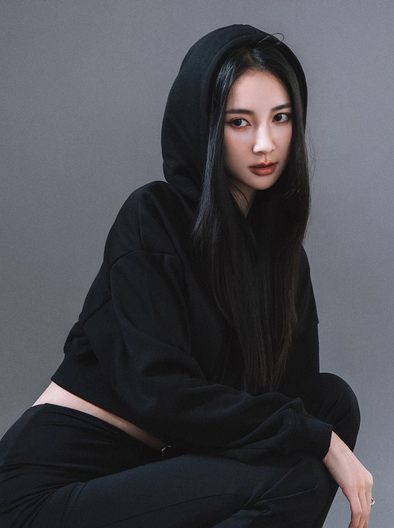 Basic寬鬆短版帽T