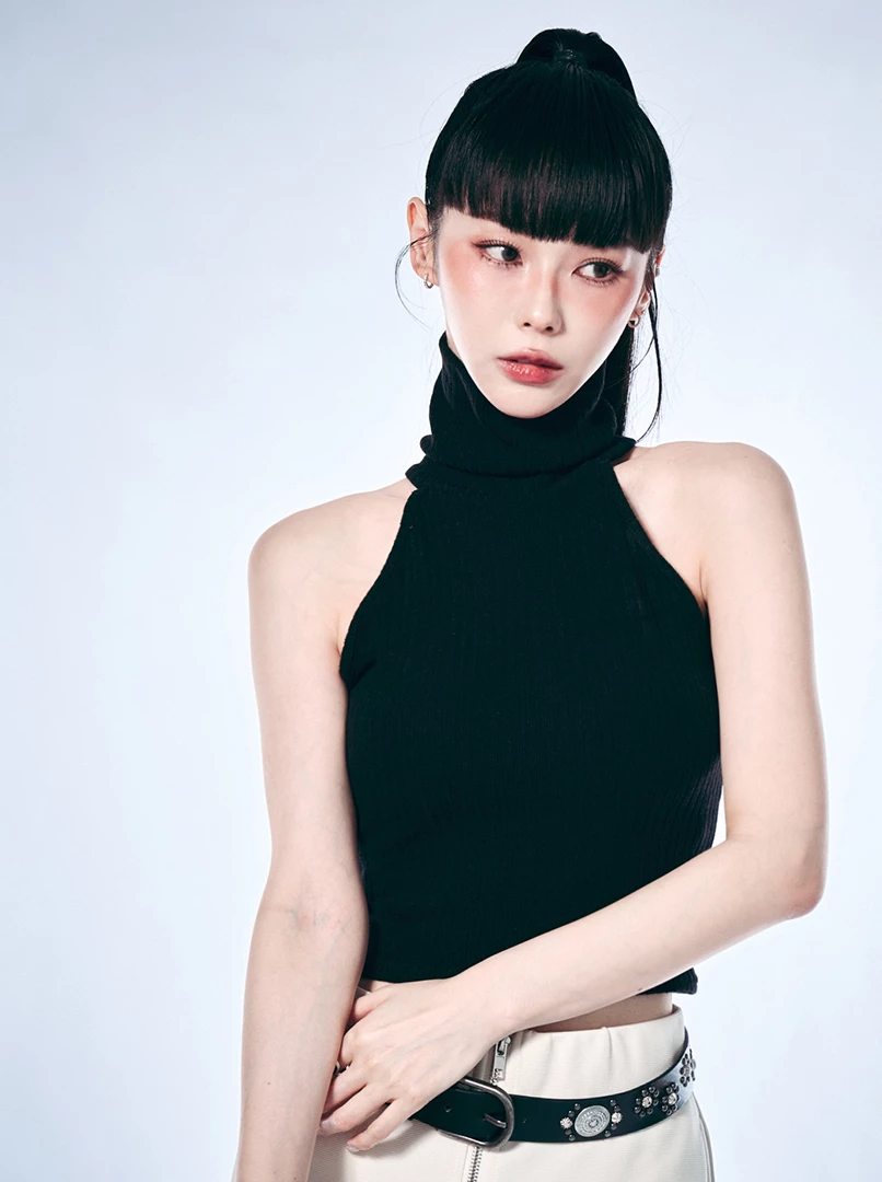 簡約高領無袖上衣