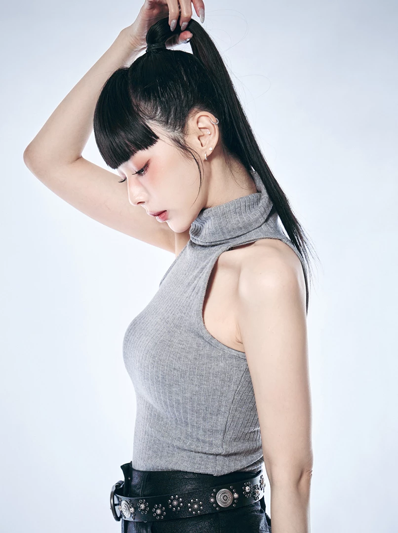 簡約高領無袖上衣