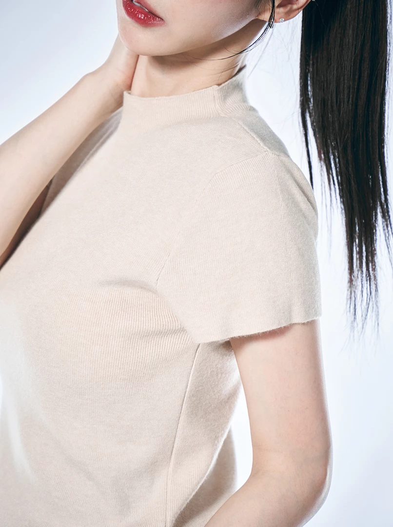 親膚半高領T
