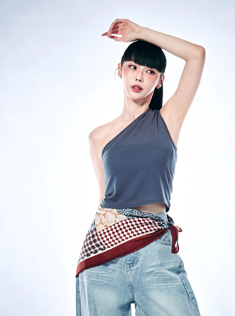 歐美斜肩透膚背心上衣