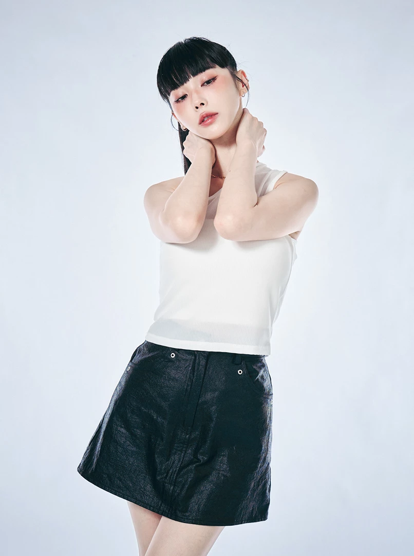 歐美斜肩透膚背心上衣