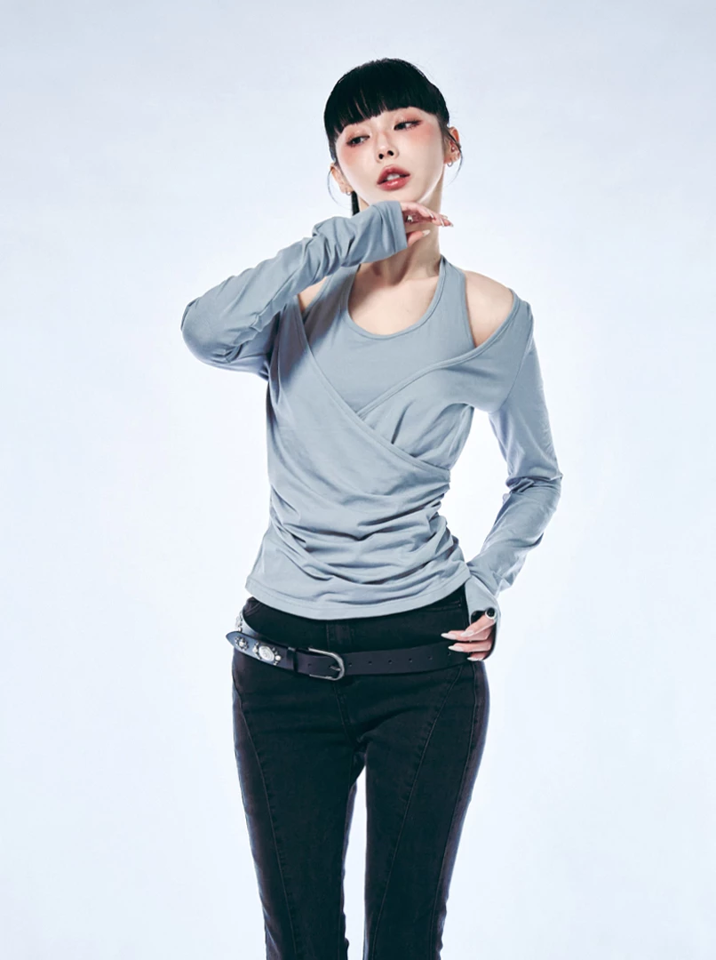 假兩件式內搭掛脖上衣