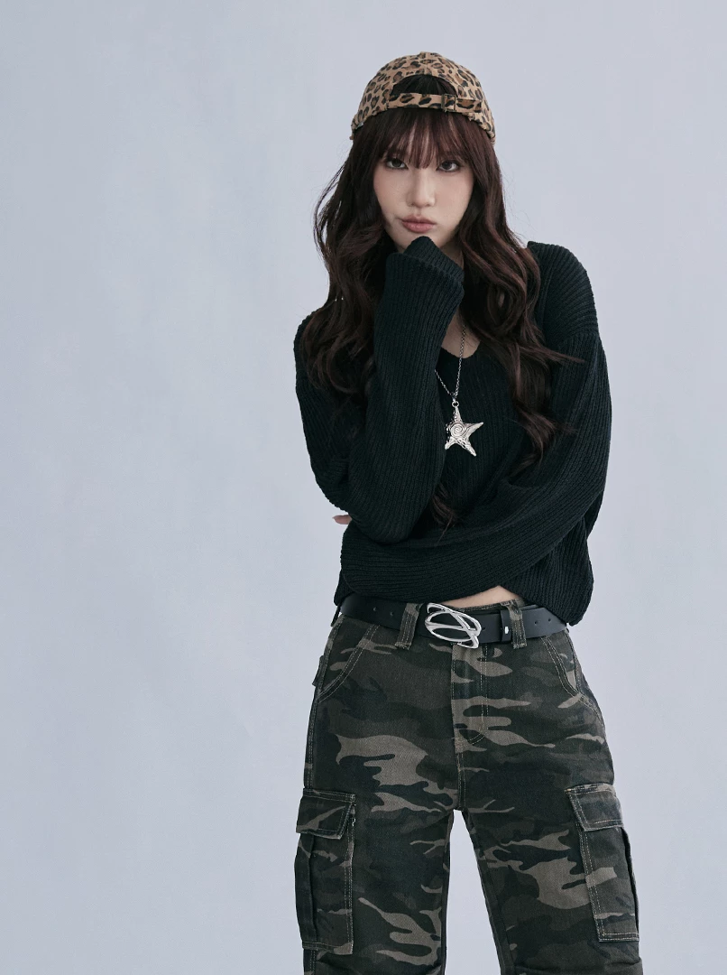 直紋小V領長袖針織衫