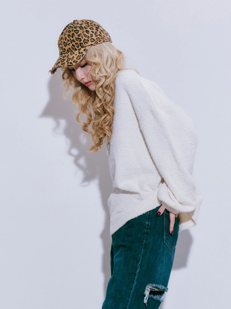 柔軟毛茸茸毛衣