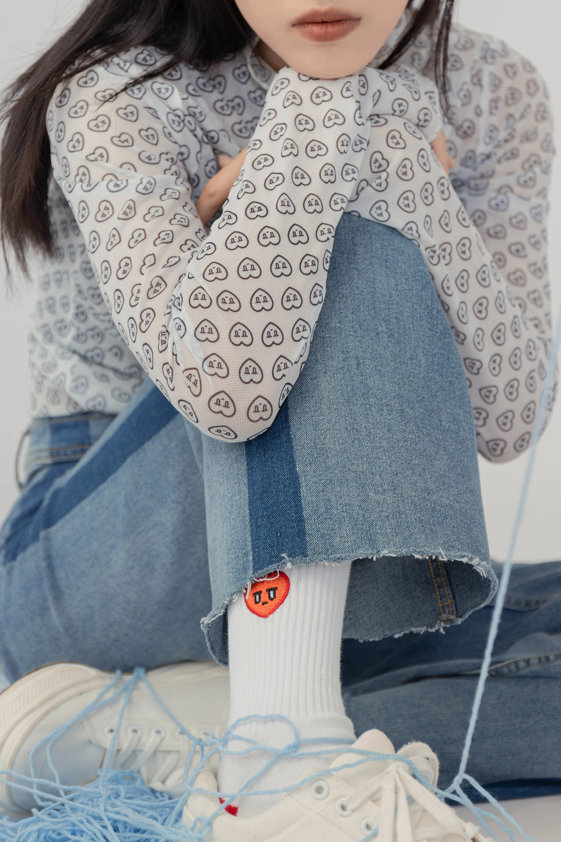 調皮鬼愛心刺繡襪